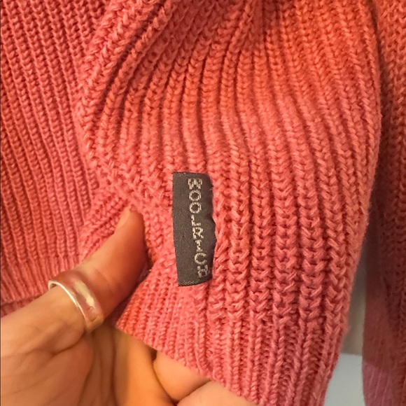 Woolrich Raspberry Crew Neck Sweater - Picture 3 of 4